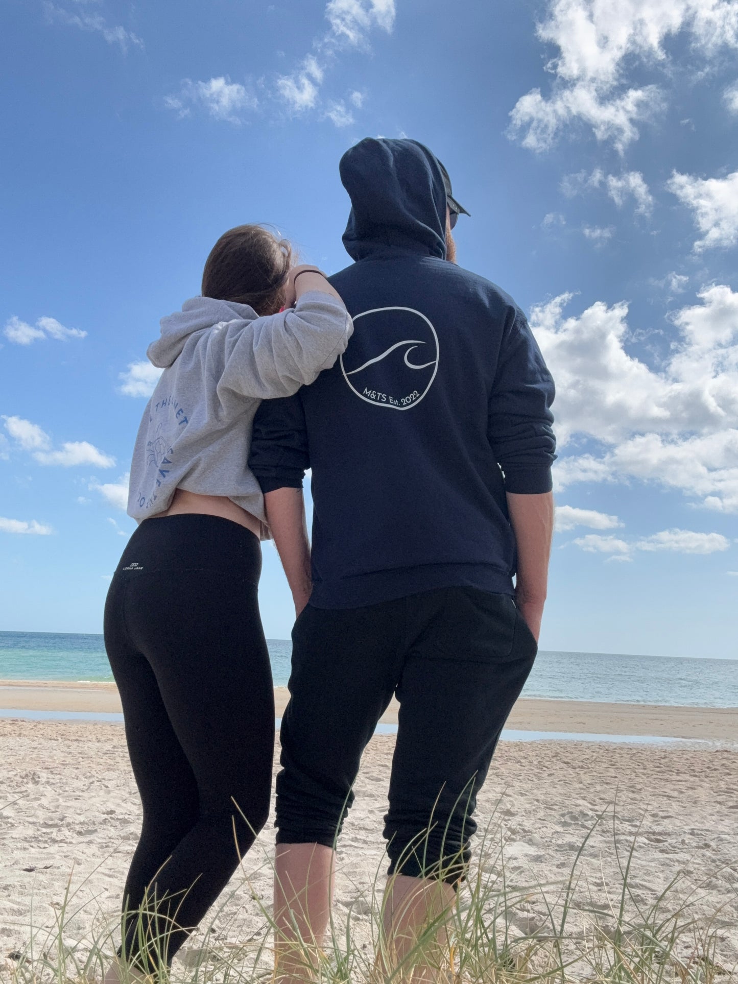 Men's Wave Hoodie
