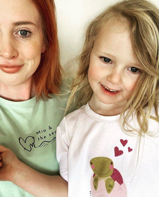 Kids Printed Tee Turtle Love - Mia and The Sea